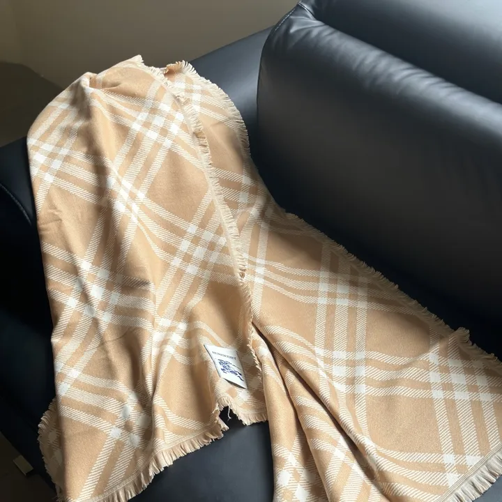 スーパーコピー バーバリー ス マフラー