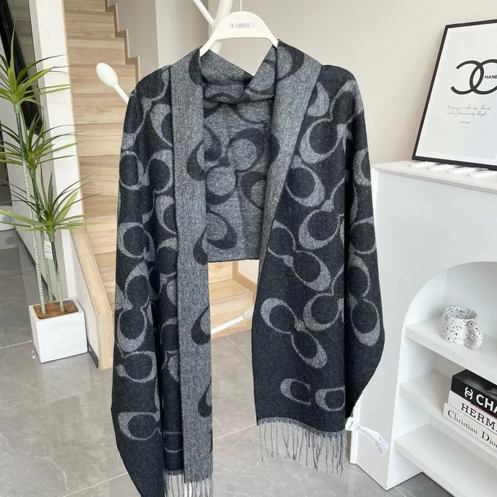 スーパーコピー コーチ マフラー