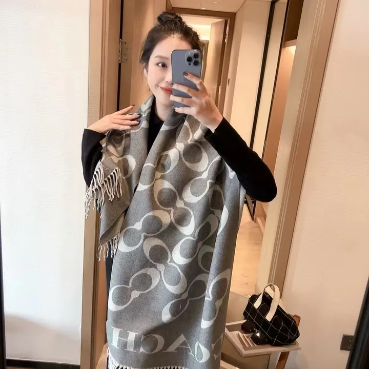 スーパーコピー コーチ マフラー