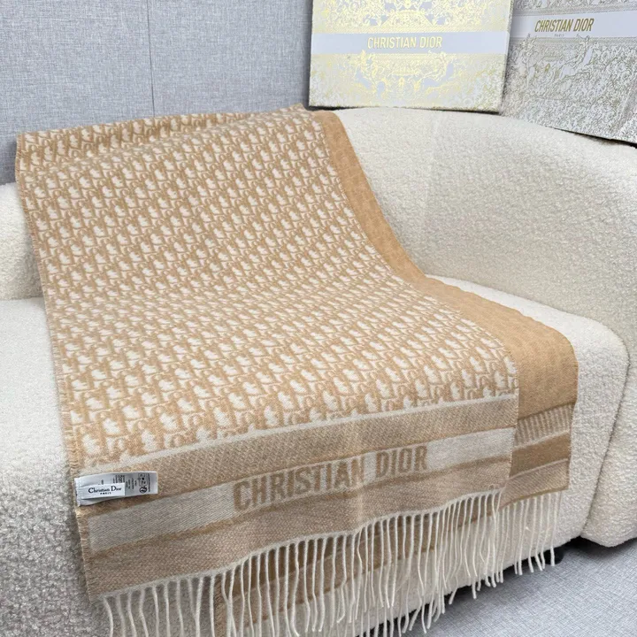 スーパーコピー ディオール マフラー