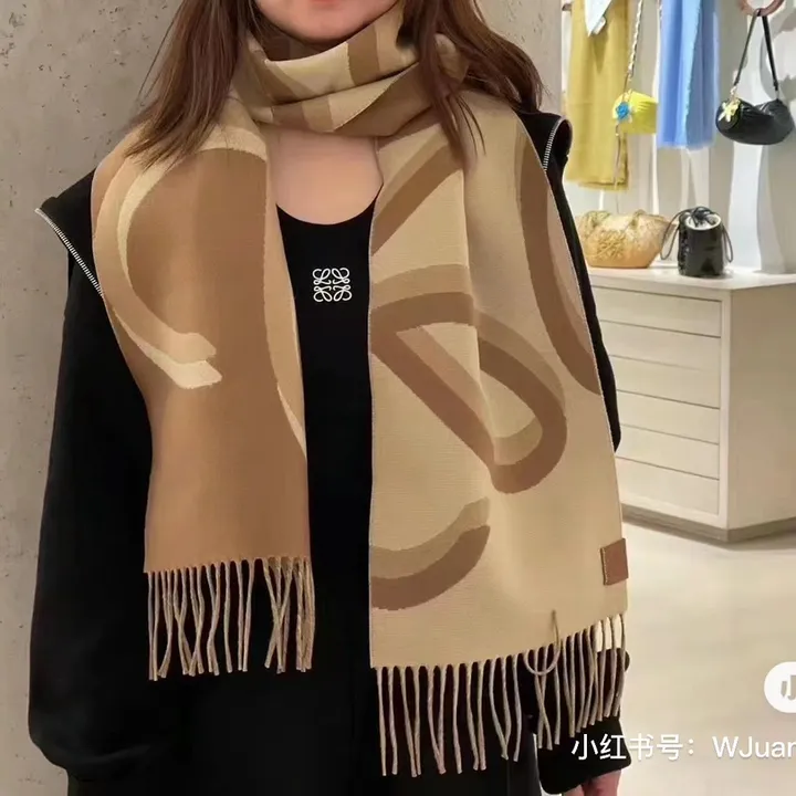 スーパーコピー ロエベ マフラー