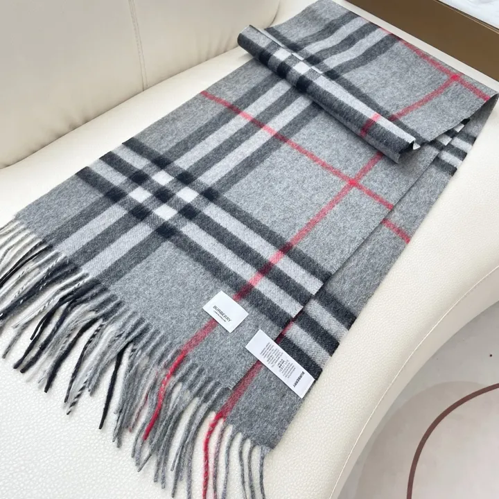 スーパーコピー バーバリー ス マフラー