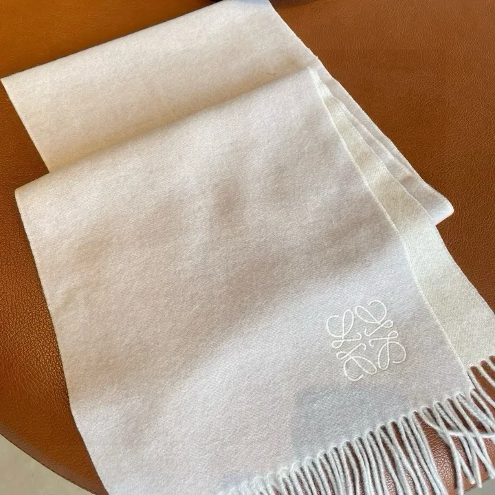 スーパーコピー ロエベ マフラー