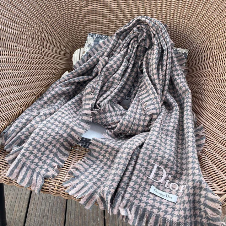 スーパーコピー ディオール マフラー