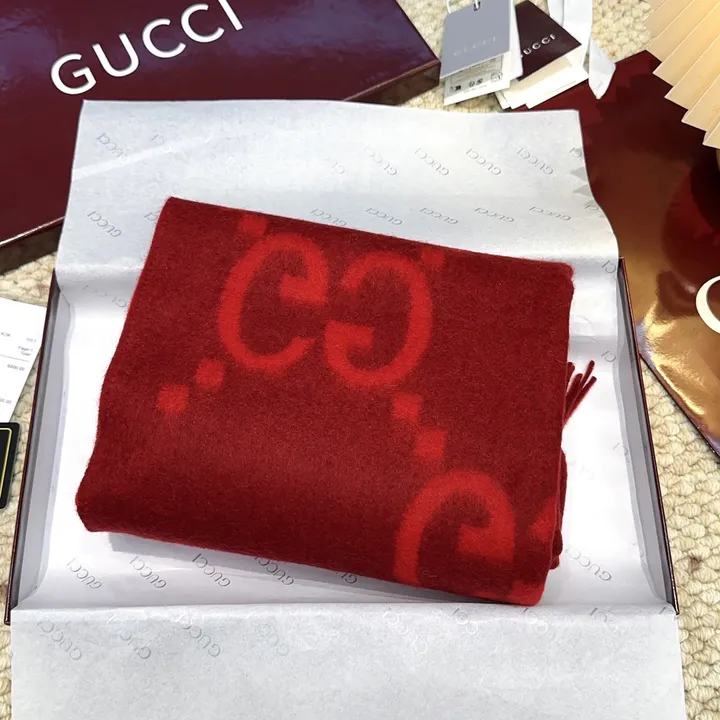 スーパーコピー グッチ マフラー