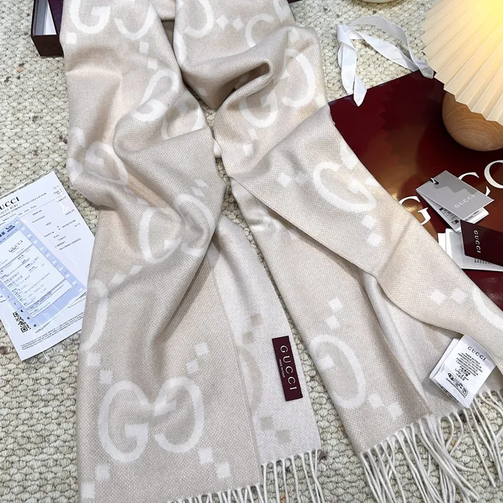 スーパーコピー グッチ マフラー