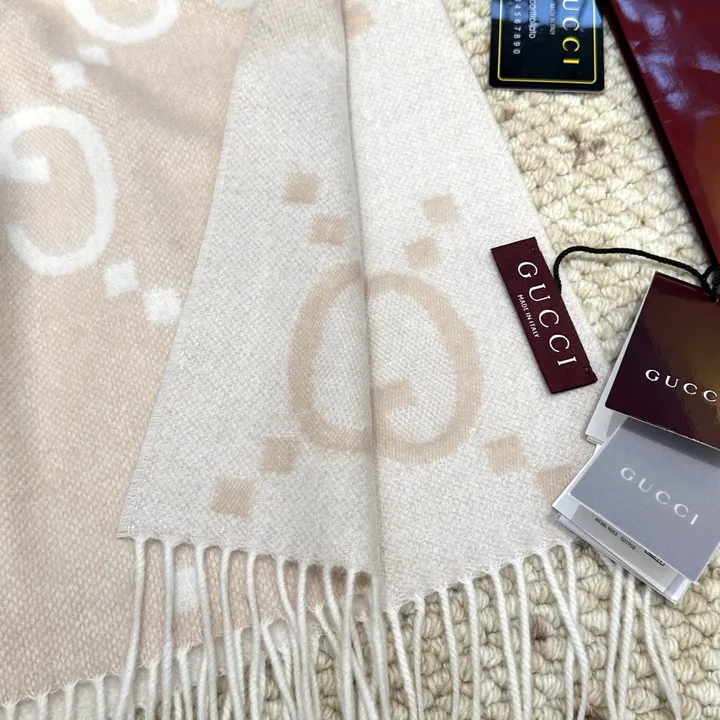 スーパーコピー グッチ マフラー