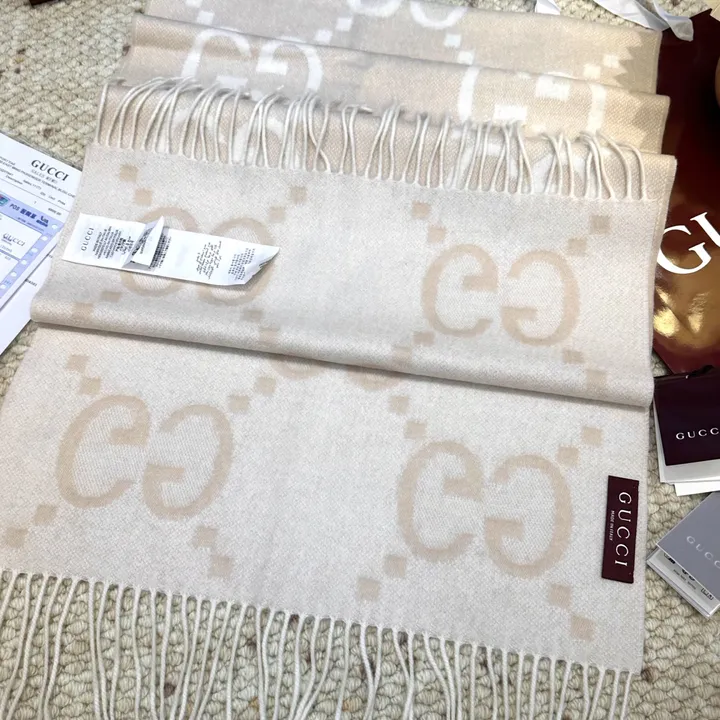 スーパーコピー グッチ マフラー