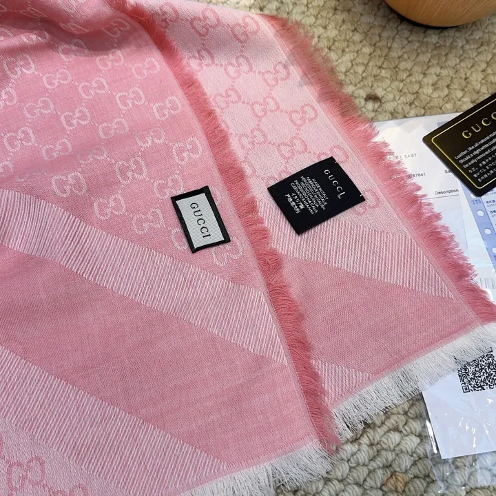 スーパーコピー グッチ マフラー