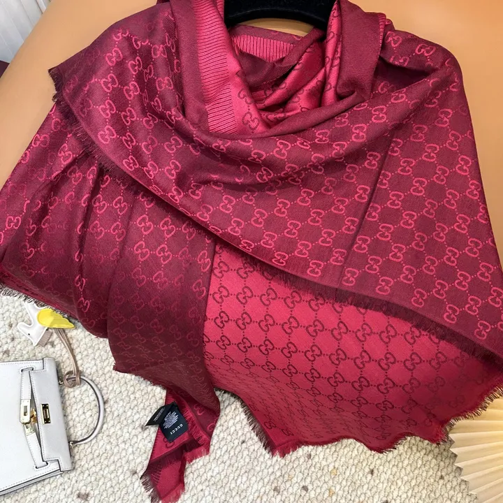 スーパーコピー グッチ マフラー