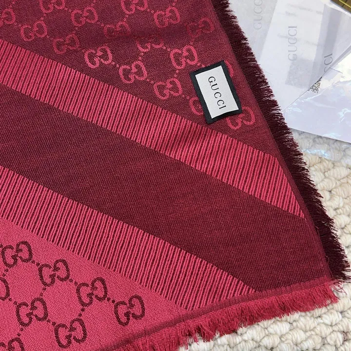 スーパーコピー グッチ マフラー