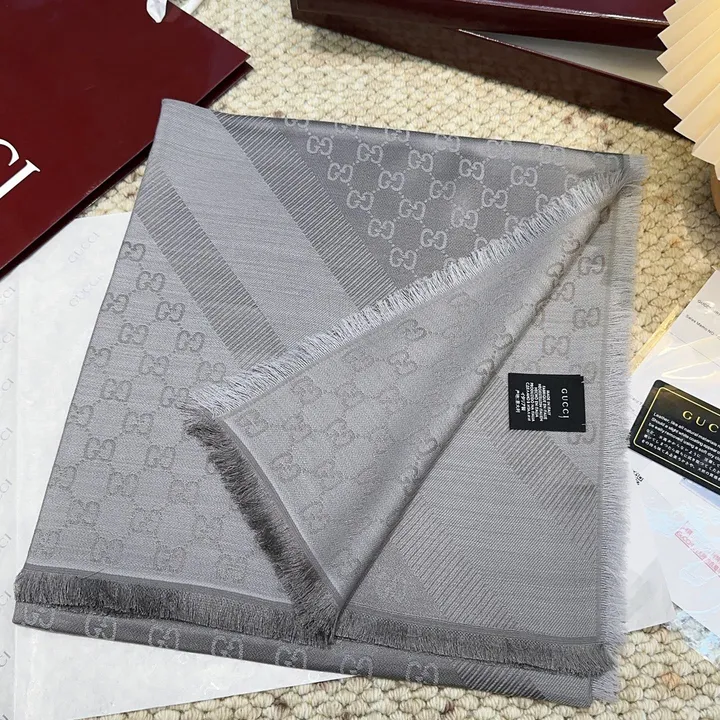 スーパーコピー グッチ マフラー