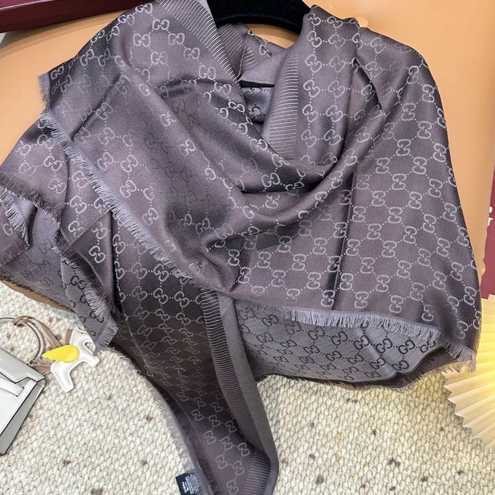 スーパーコピー グッチ マフラー