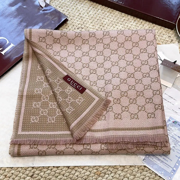 スーパーコピー グッチ マフラー