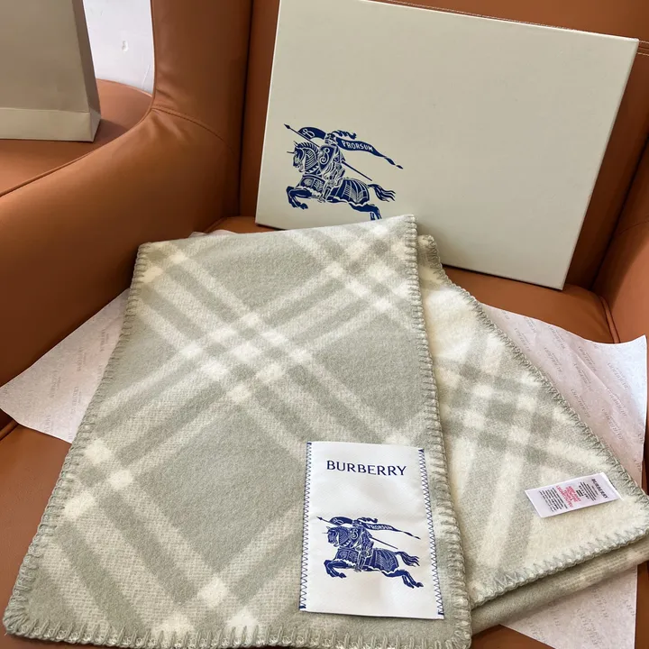 スーパーコピー バーバリー ス マフラー