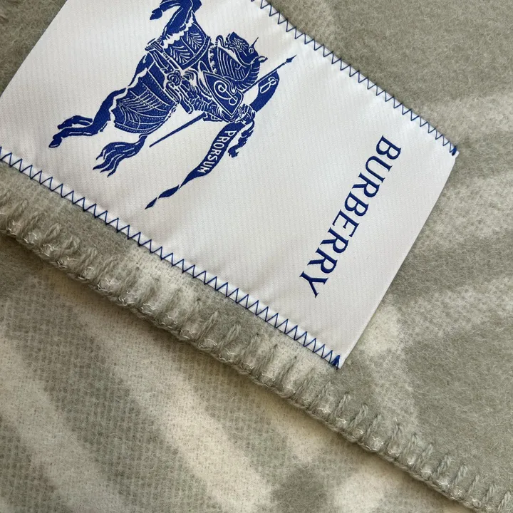 スーパーコピー バーバリー ス マフラー