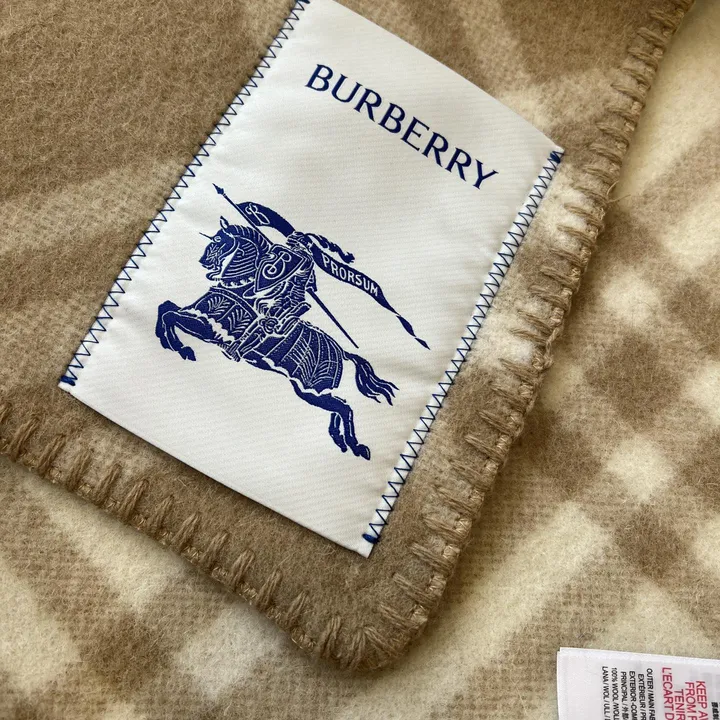 スーパーコピー バーバリー ス マフラー