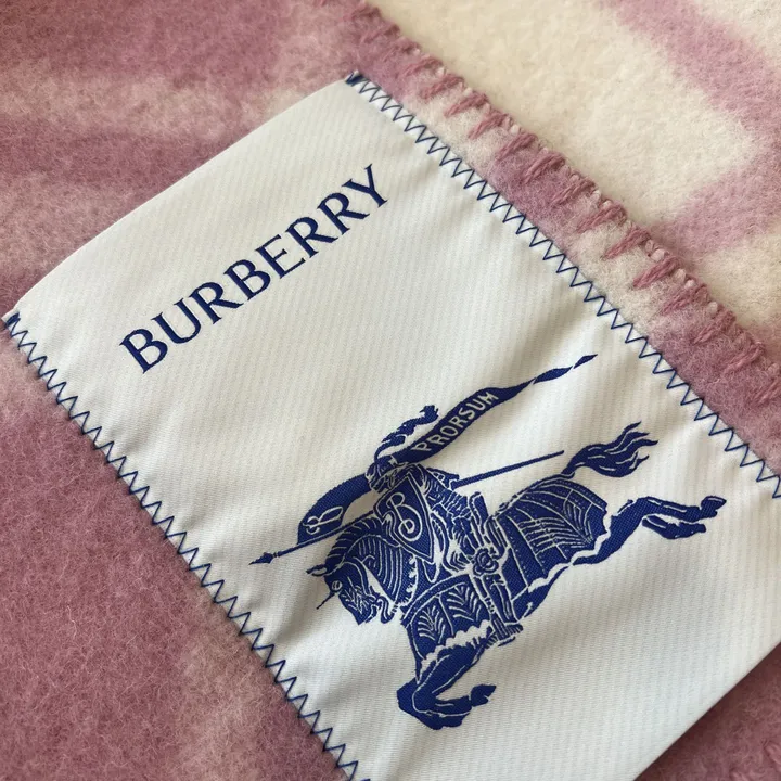 スーパーコピー バーバリー ス マフラー