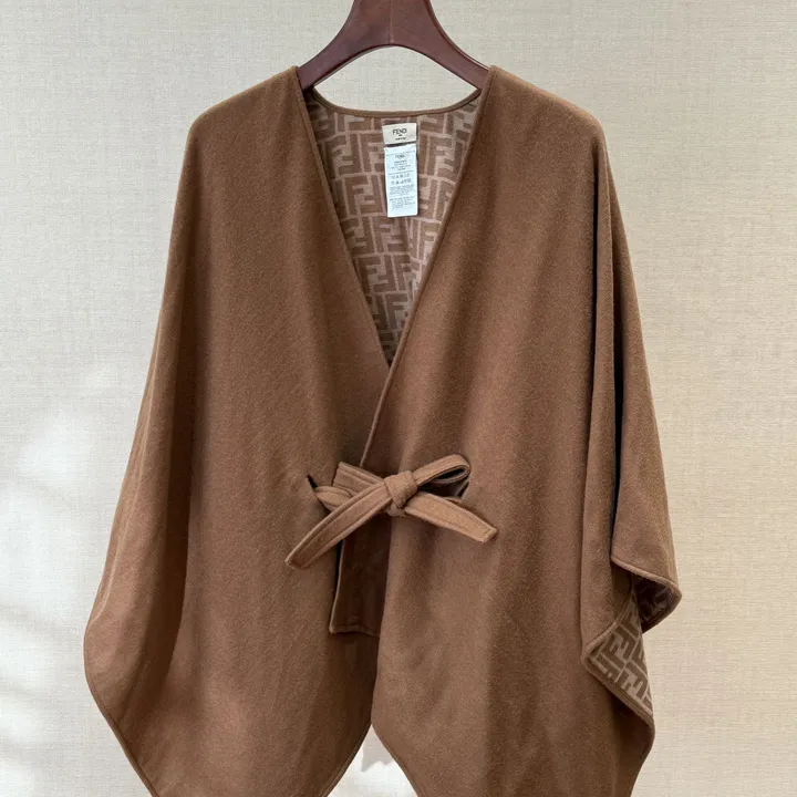 スーパーコピー フェンディ マフラー