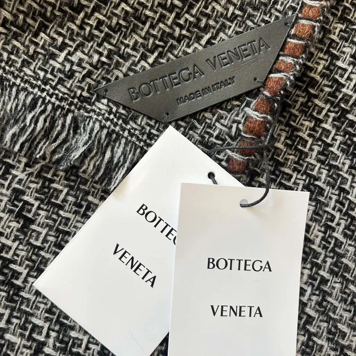 スーパーコピー フェンディ マフラー