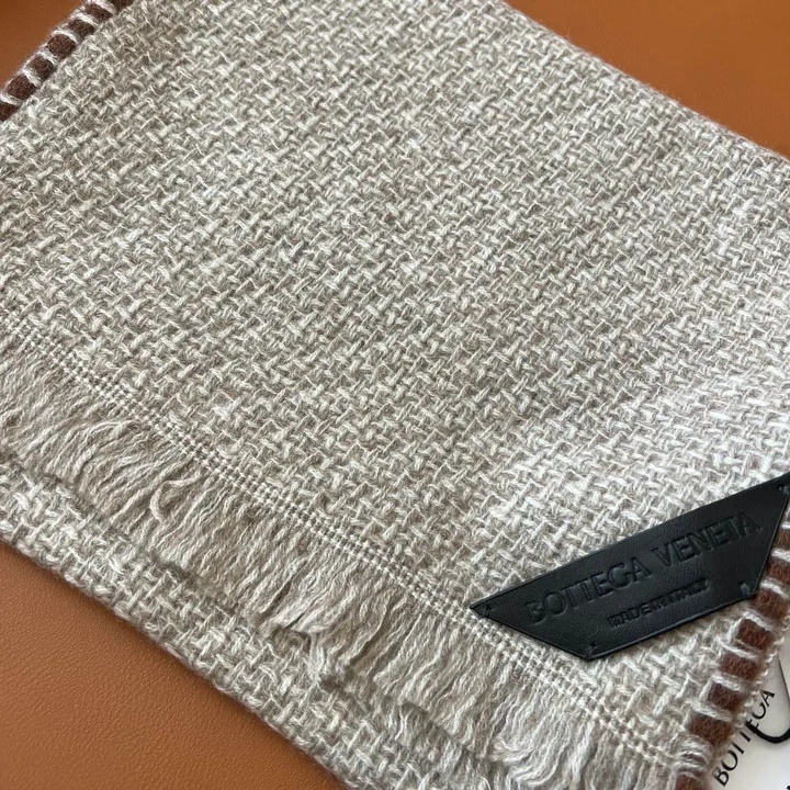 スーパーコピー フェンディ マフラー