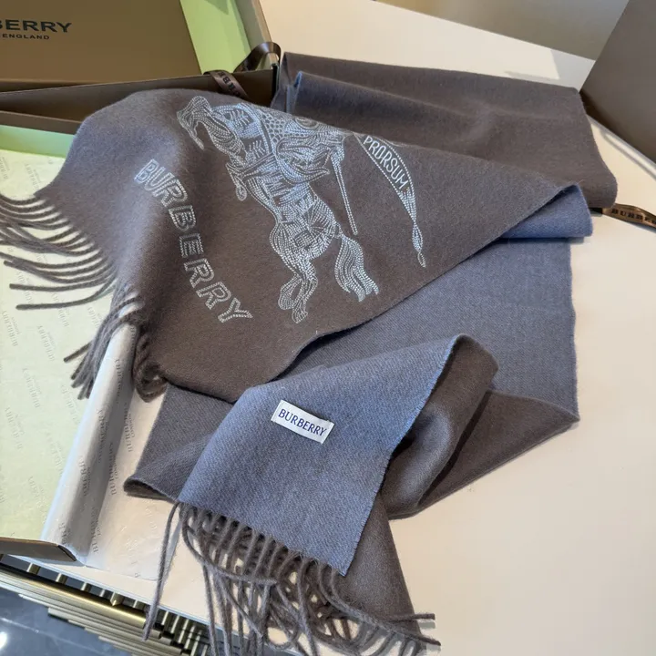 スーパーコピー バーバリー ス マフラー