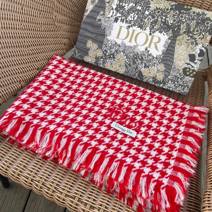 スーパーコピー ディオール マフラー