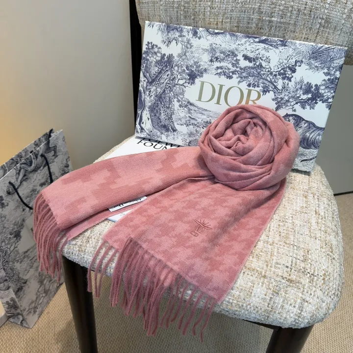 スーパーコピー ディオール マフラー