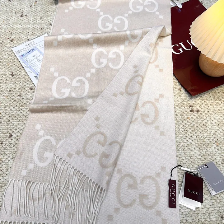 スーパーコピー グッチ マフラー