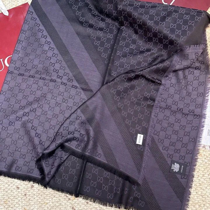 スーパーコピー グッチ マフラー