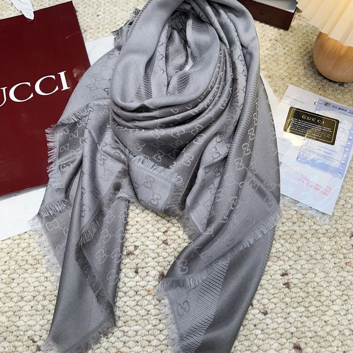 スーパーコピー グッチ マフラー