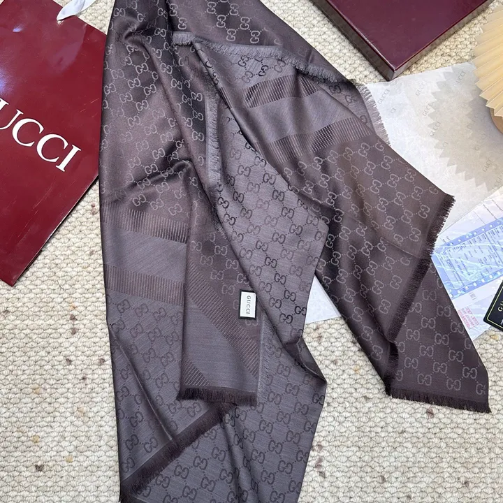 スーパーコピー グッチ マフラー