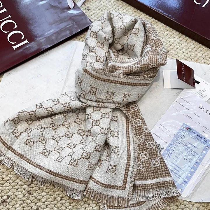 スーパーコピー グッチ マフラー