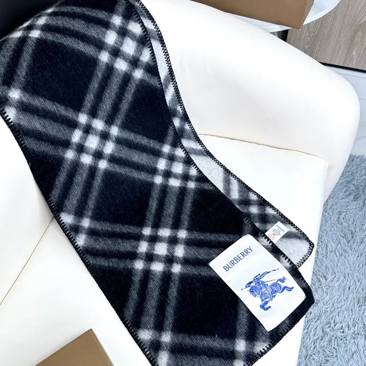 スーパーコピー バーバリー ス マフラー