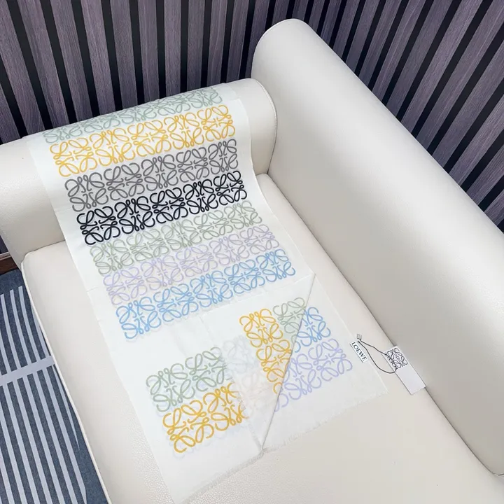 スーパーコピー ロエベ マフラー