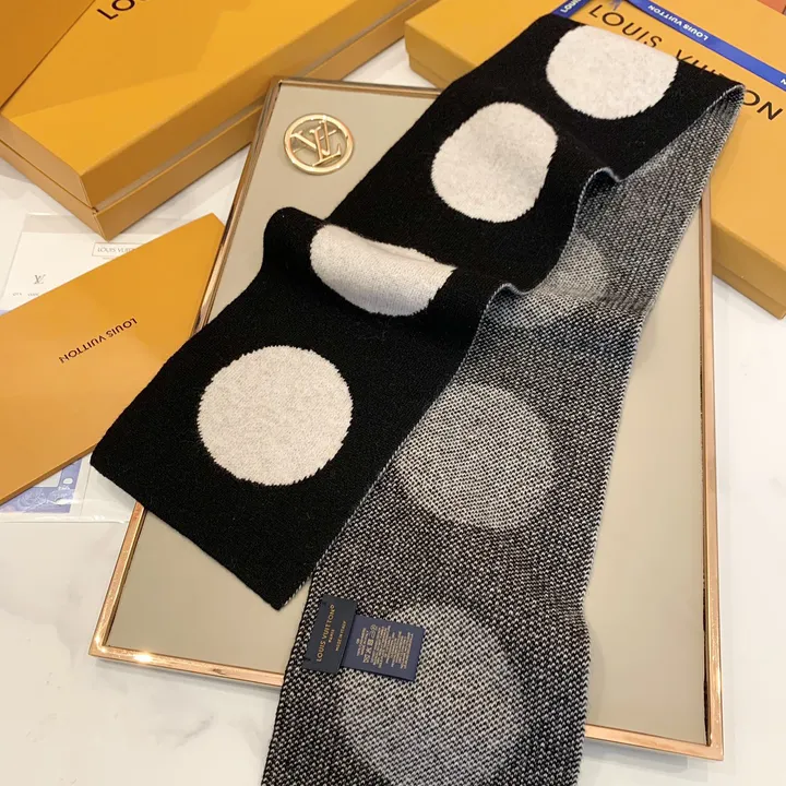 スーパーコピー ルイヴィトン マフラー