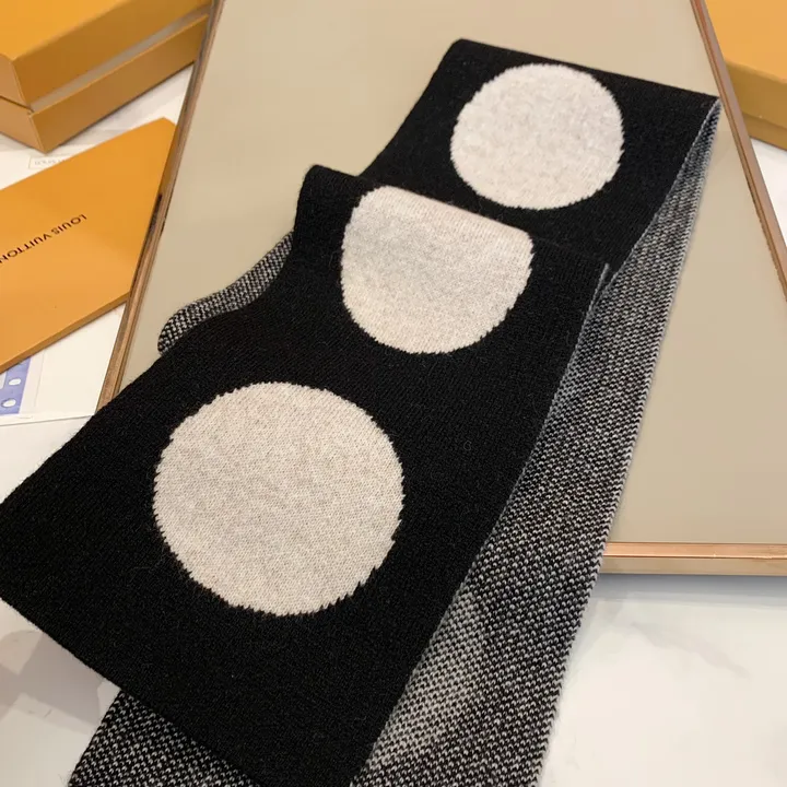 スーパーコピー ルイヴィトン マフラー