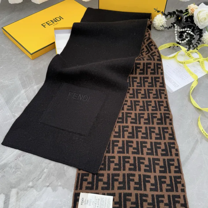 スーパーコピー フェンディ マフラー