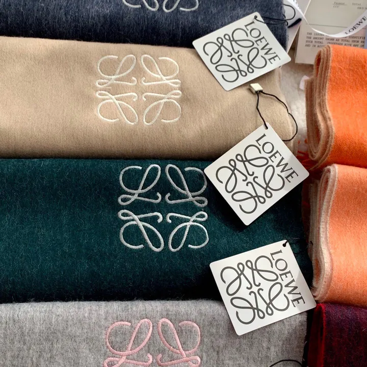 スーパーコピー ロエベ マフラー