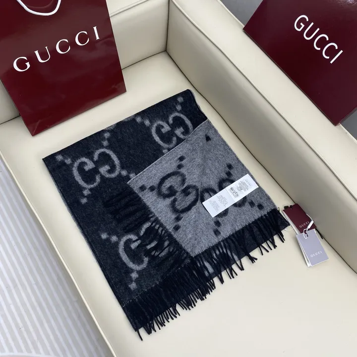 スーパーコピー グッチ マフラー