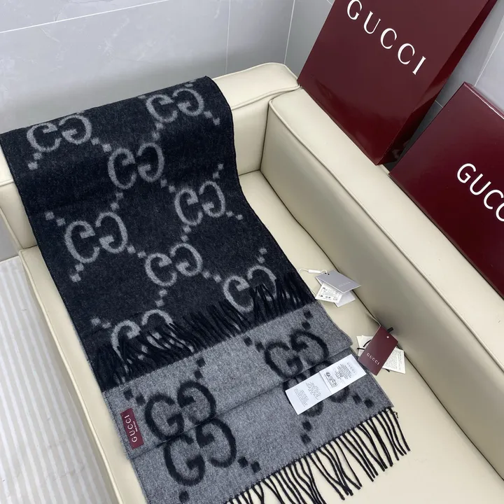 スーパーコピー グッチ マフラー