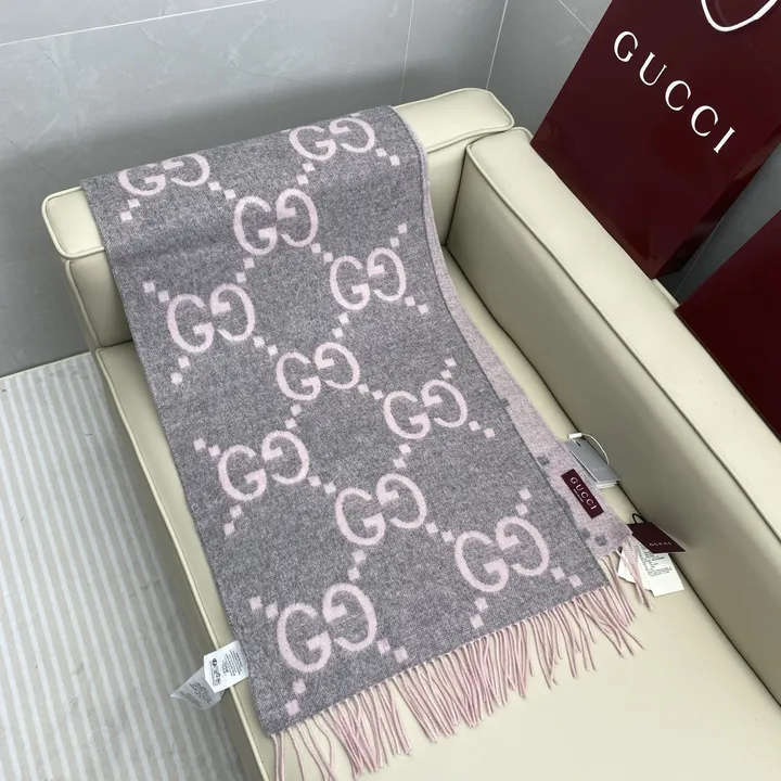 スーパーコピー グッチ マフラー