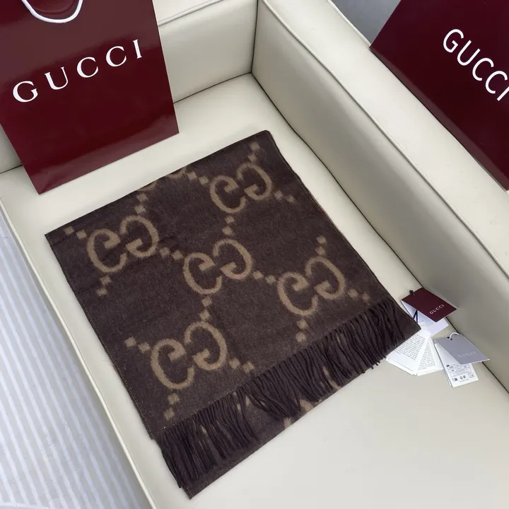 スーパーコピー グッチ マフラー