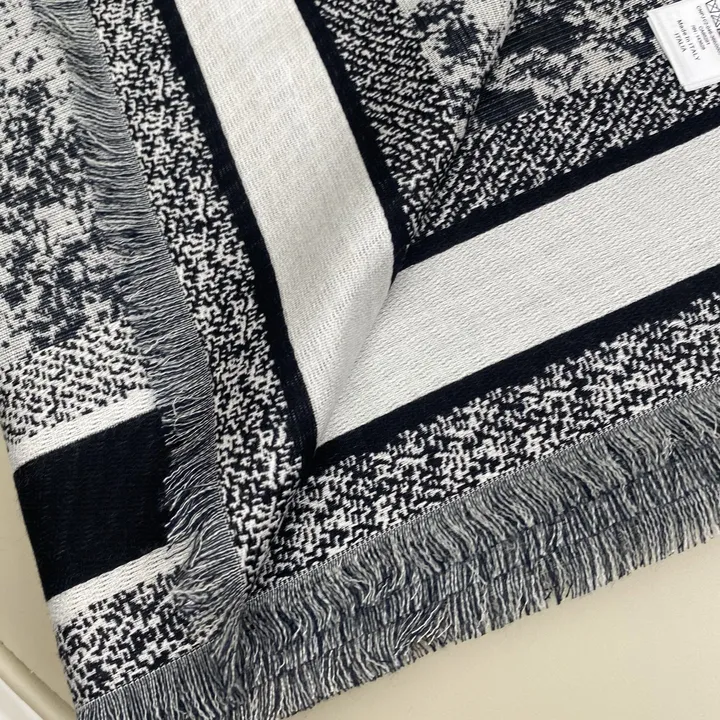 スーパーコピー ディオール マフラー