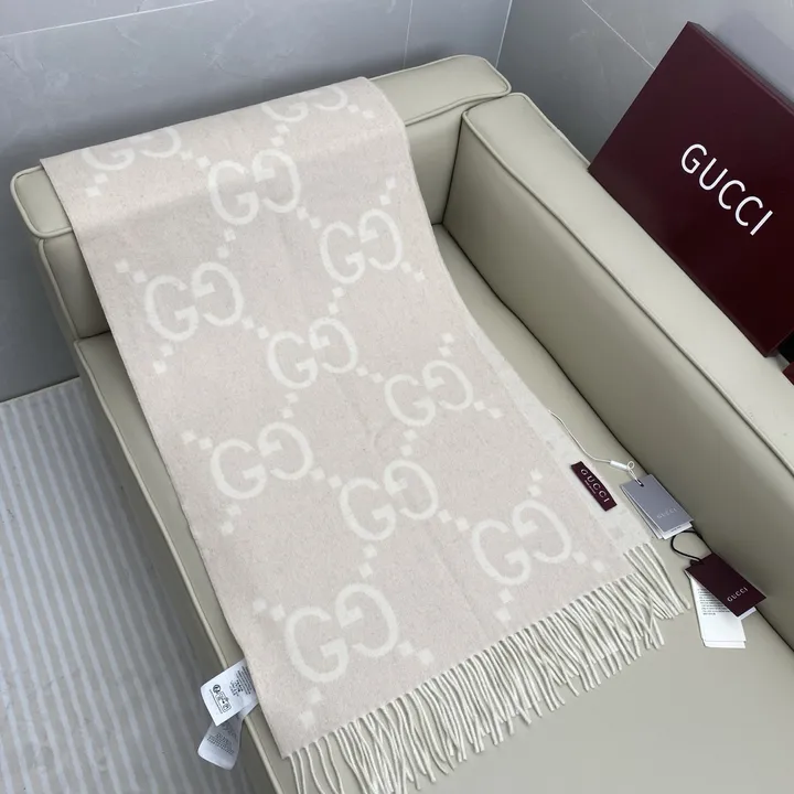 スーパーコピー グッチ マフラー