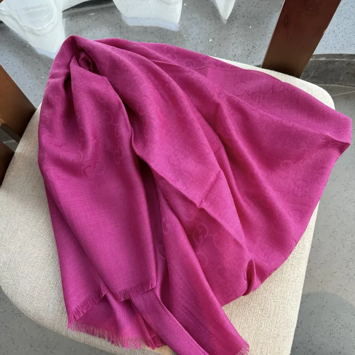 スーパーコピー グッチ マフラー