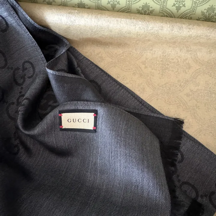 スーパーコピー グッチ マフラー