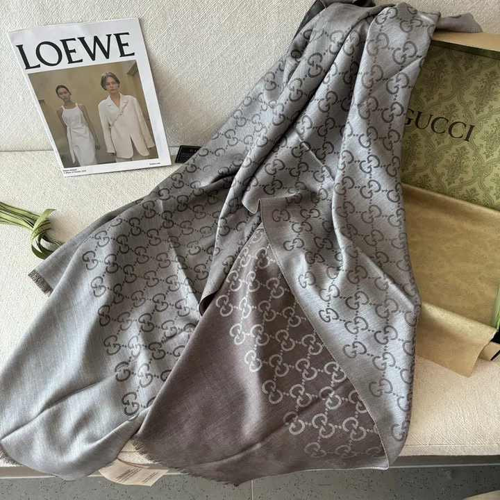 スーパーコピー グッチ マフラー