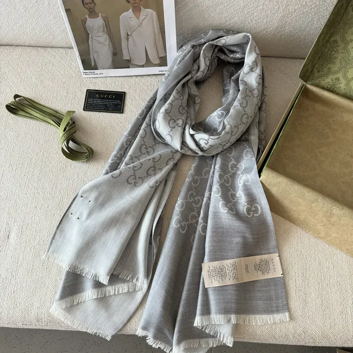 スーパーコピー グッチ マフラー