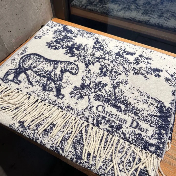 スーパーコピー ディオール マフラー